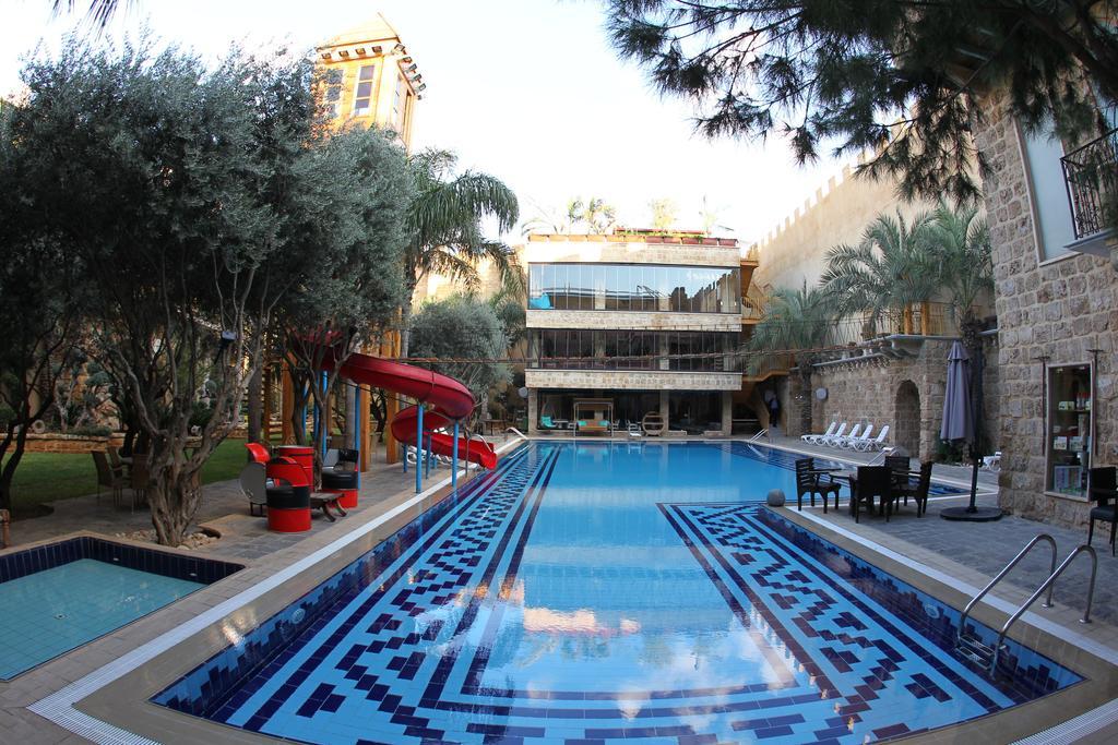 Assaha Hotel Beirut Bagian luar foto